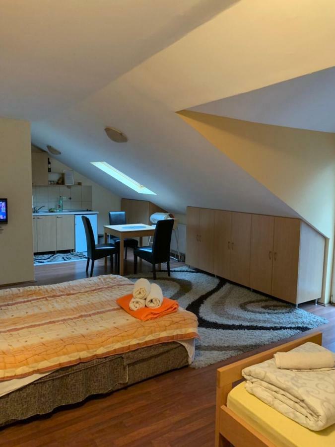 Apartmani Jovanovic Ivanjica Kültér fotó