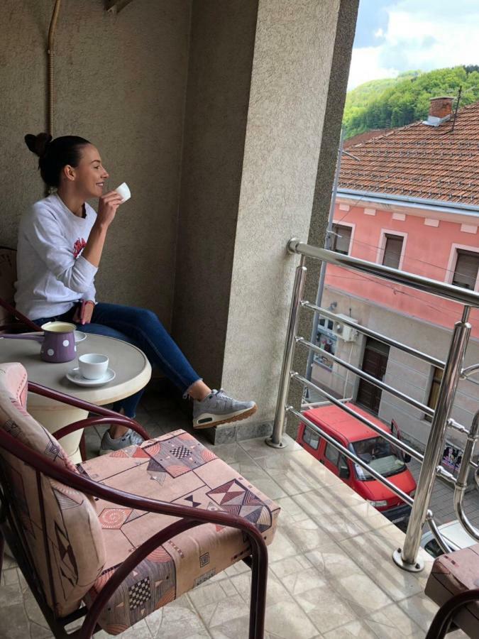 Apartmani Jovanovic Ivanjica Kültér fotó