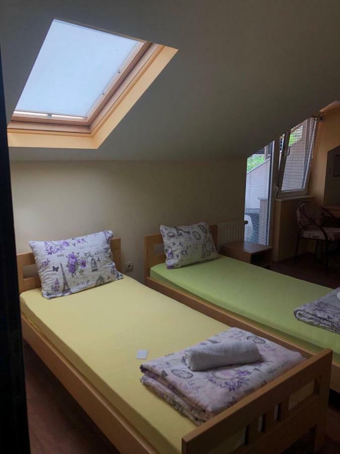 Apartmani Jovanovic Ivanjica Kültér fotó